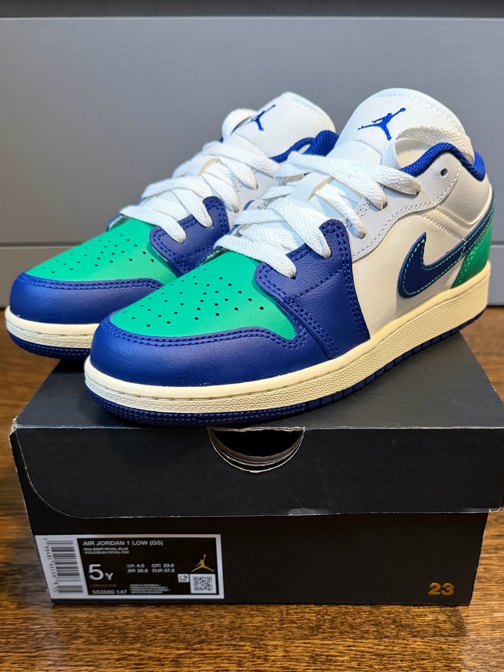 Nike Air Jordan 1 Low GS White Blue Green Sneakers Size 5Y